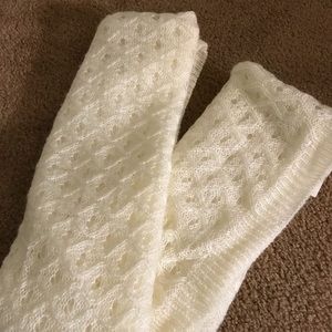 White infinity scarf
